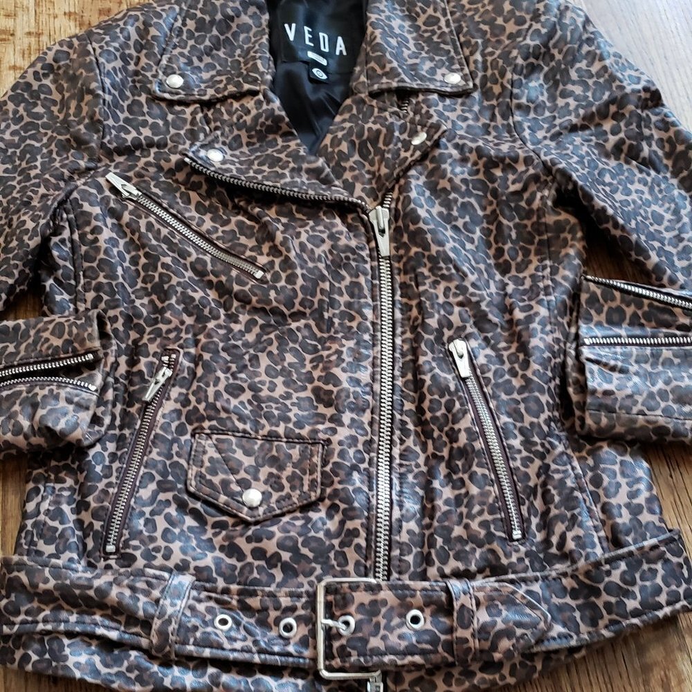 Veda Leopard Print Smooth Jayne Leather